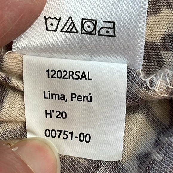 Nation LTD Melanie Smocked Peasant Tee Antique Leopard Animal Print Sz S - Picture 16 of 16